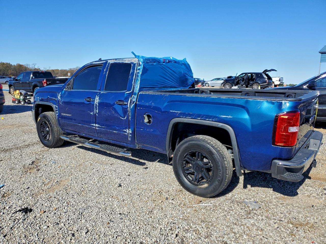 2017 GMC SIERRA C1500 SLE photo 3