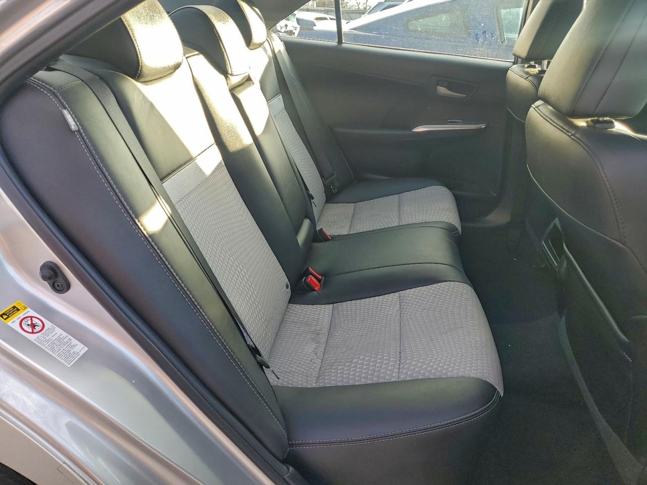 2013 TOYOTA CAMRY SE photo 10