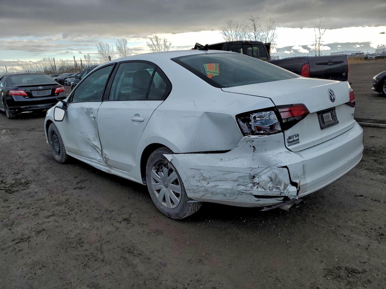 2017 VOLKSWAGEN JETTA S photo 3