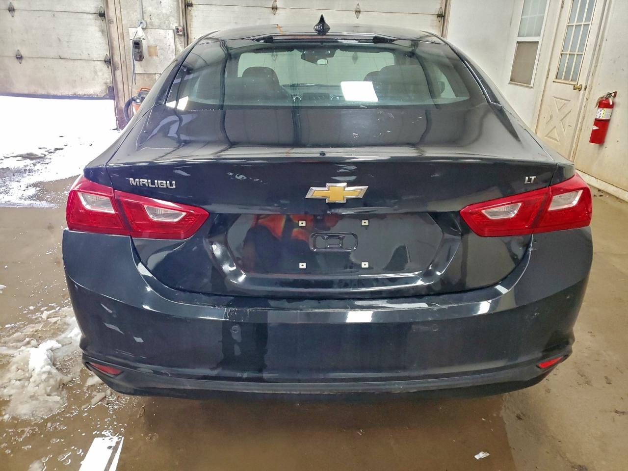 2023 CHEVROLET MALIBU LT photo 11