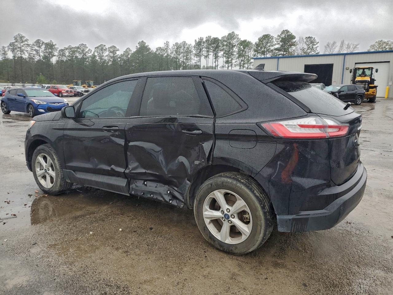 2021 FORD EDGE SE photo 3
