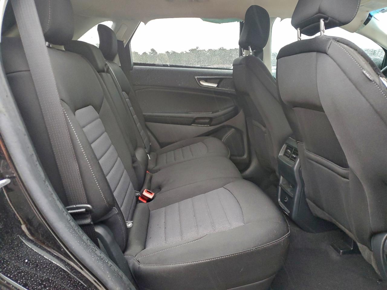 2021 FORD EDGE SE photo 21