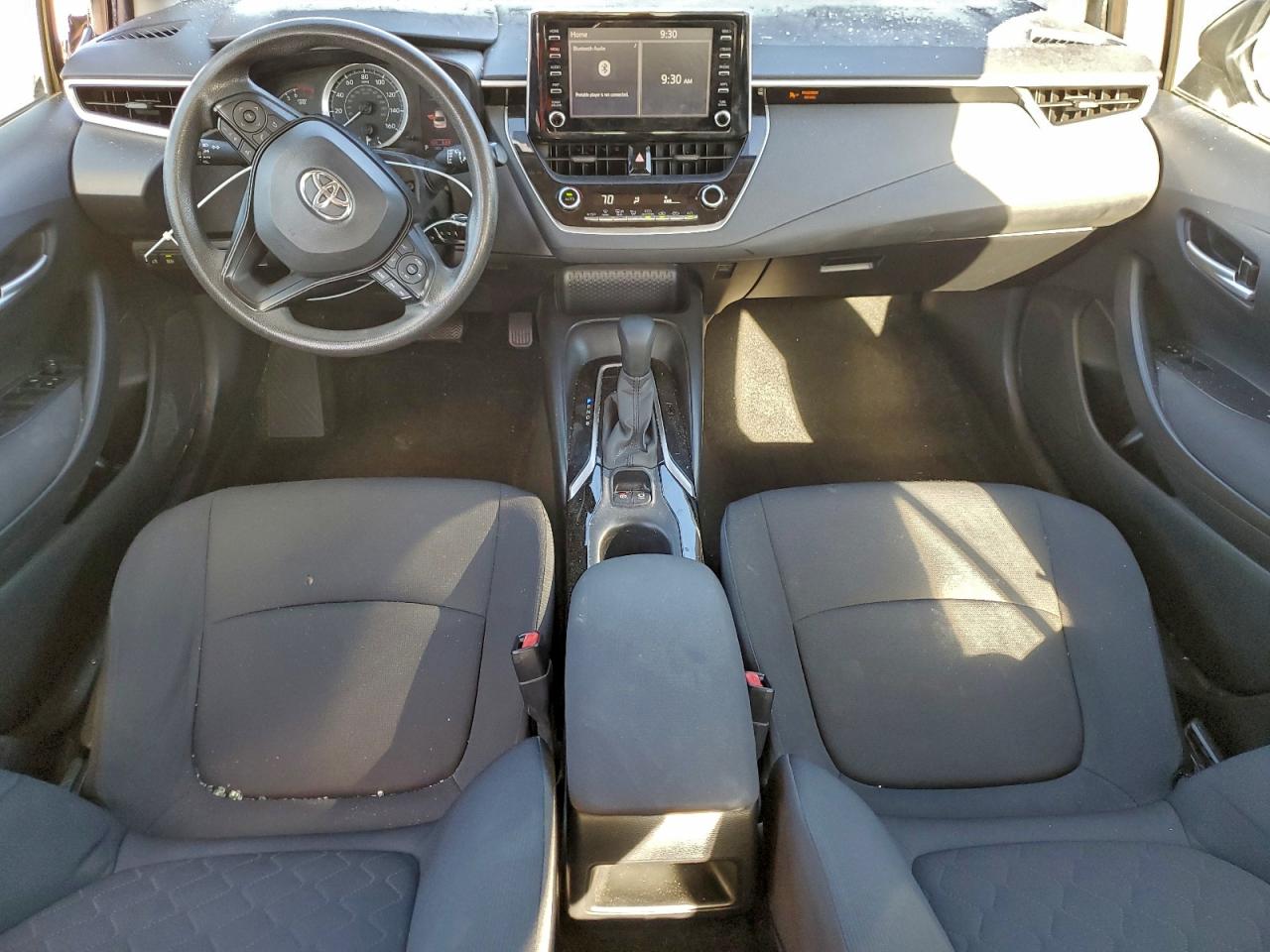 2020 TOYOTA COROLLA LE photo 15