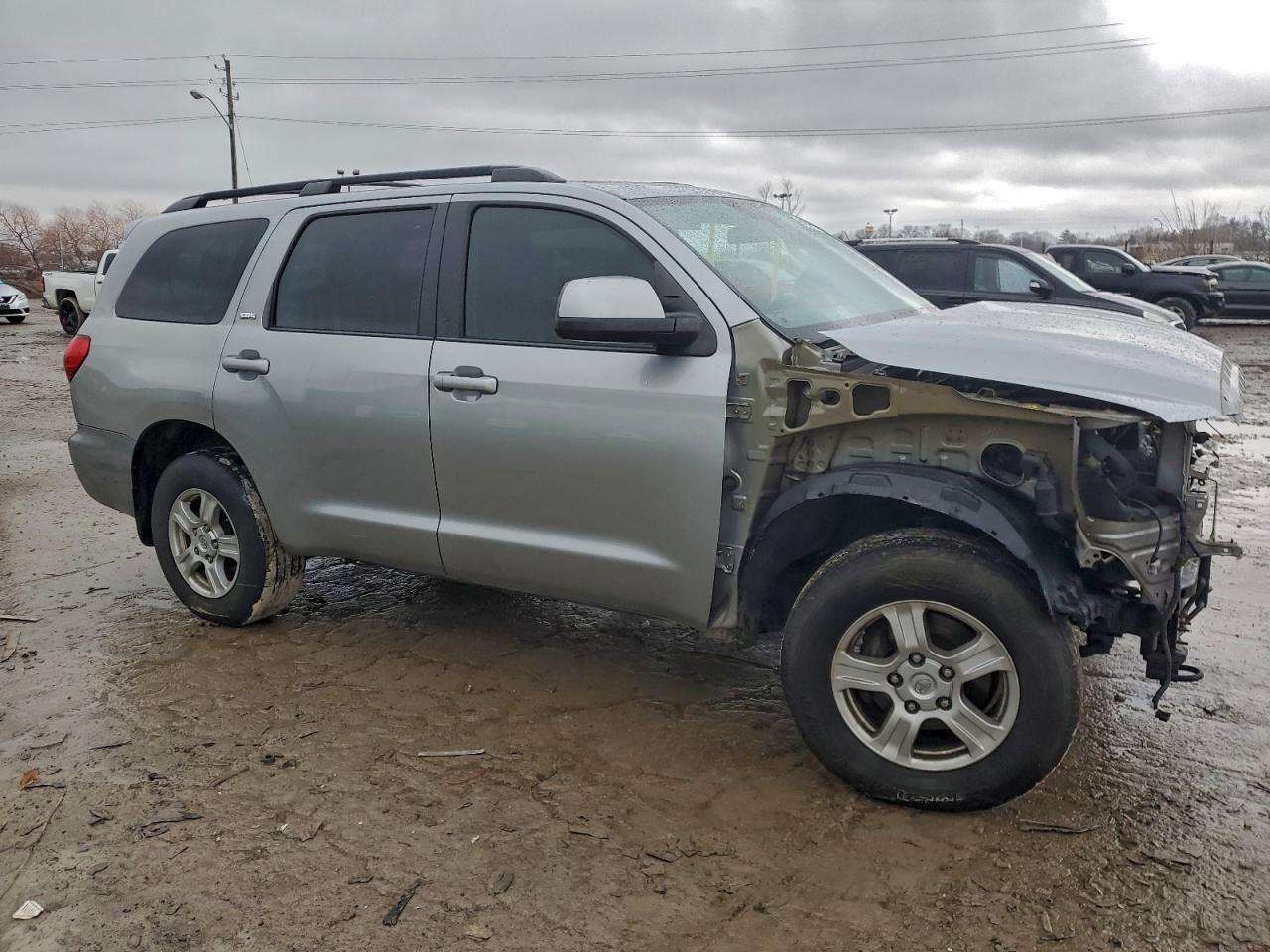 2017 TOYOTA SEQUOIA SR5 photo 4