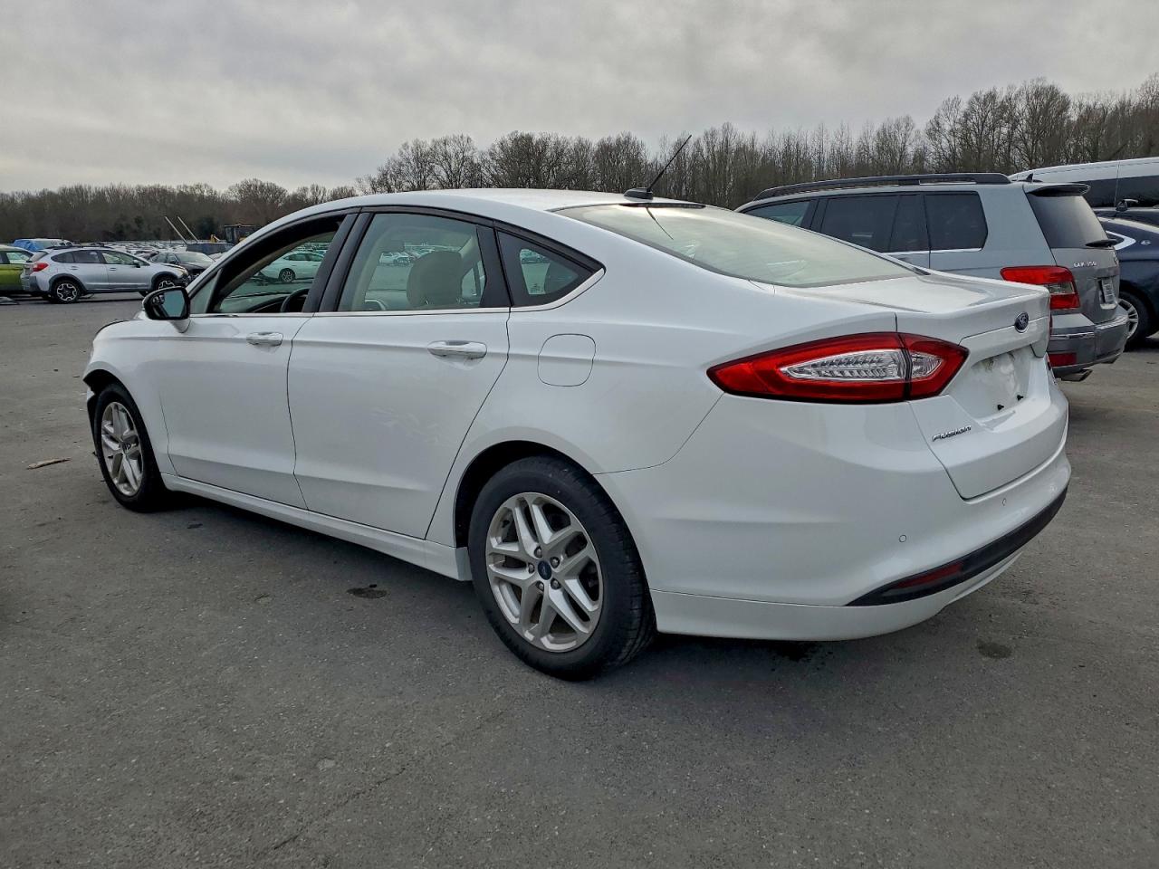 2014 FORD FUSION SE photo 3