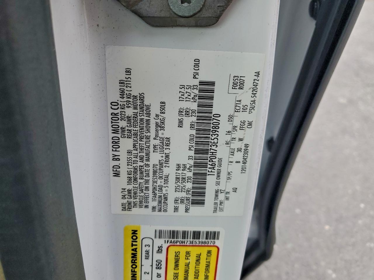 2014 FORD FUSION SE photo 23