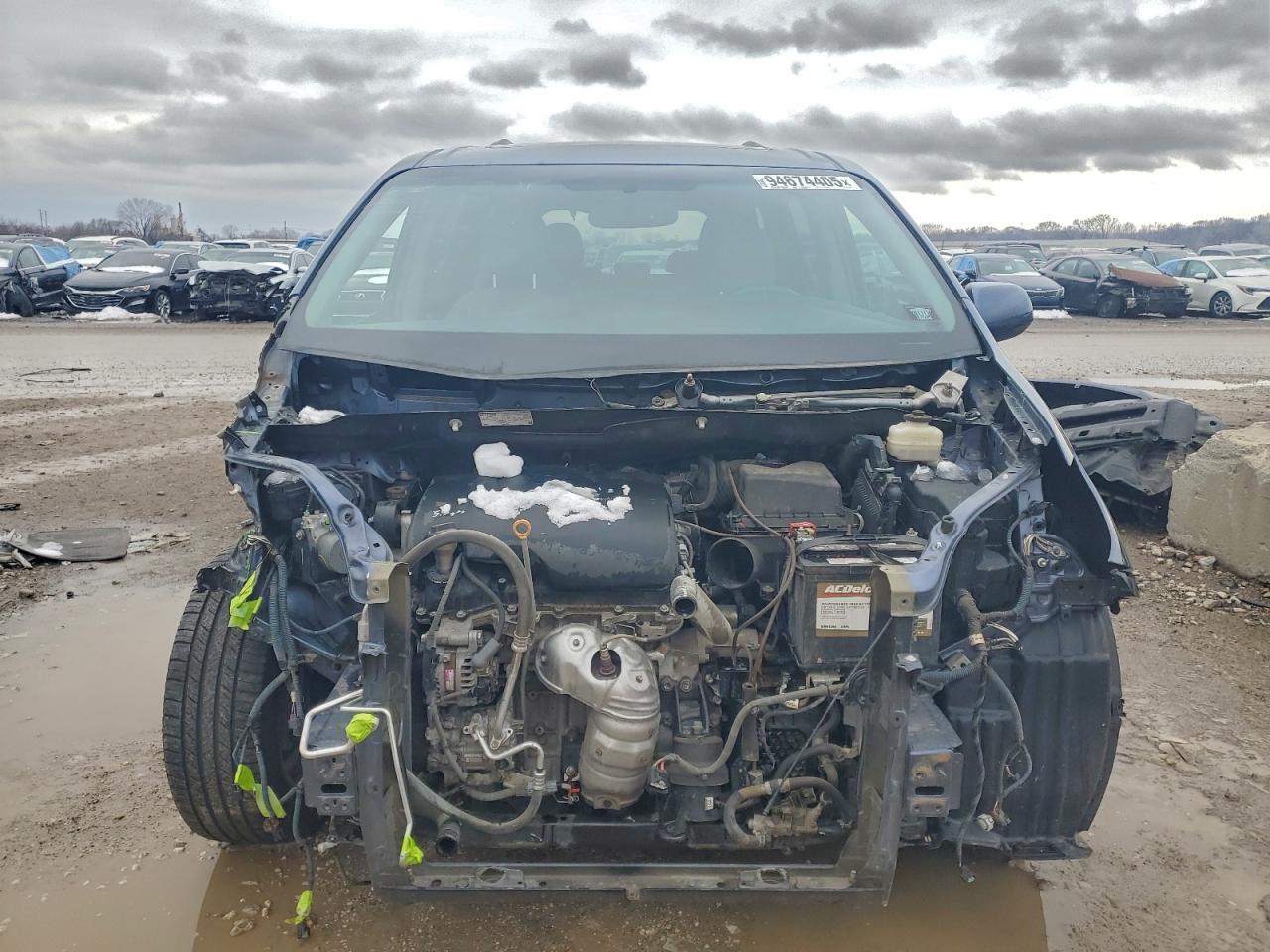 2017 TOYOTA SIENNA XLE photo 9