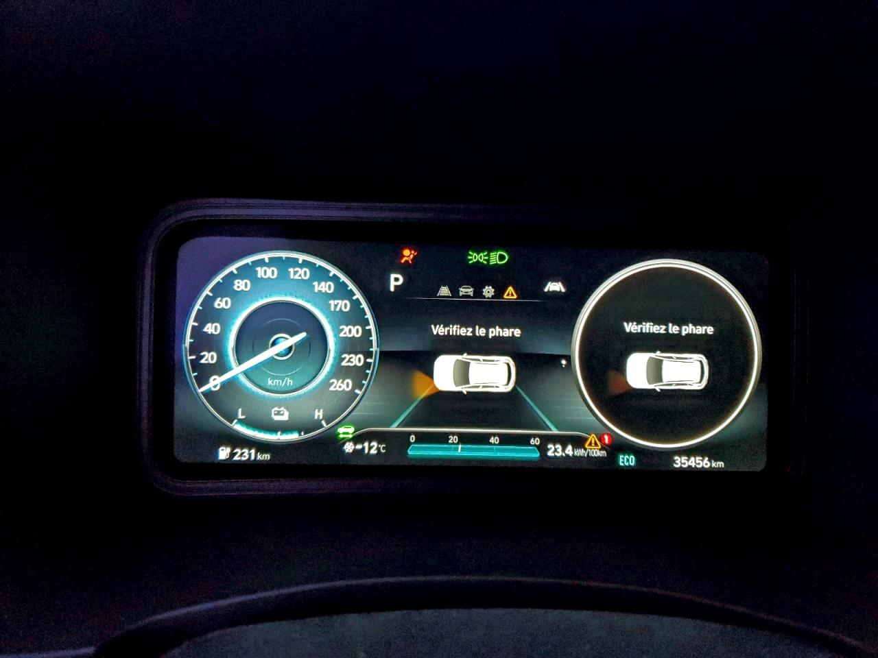 2022 HYUNDAI KONA SEL photo 9