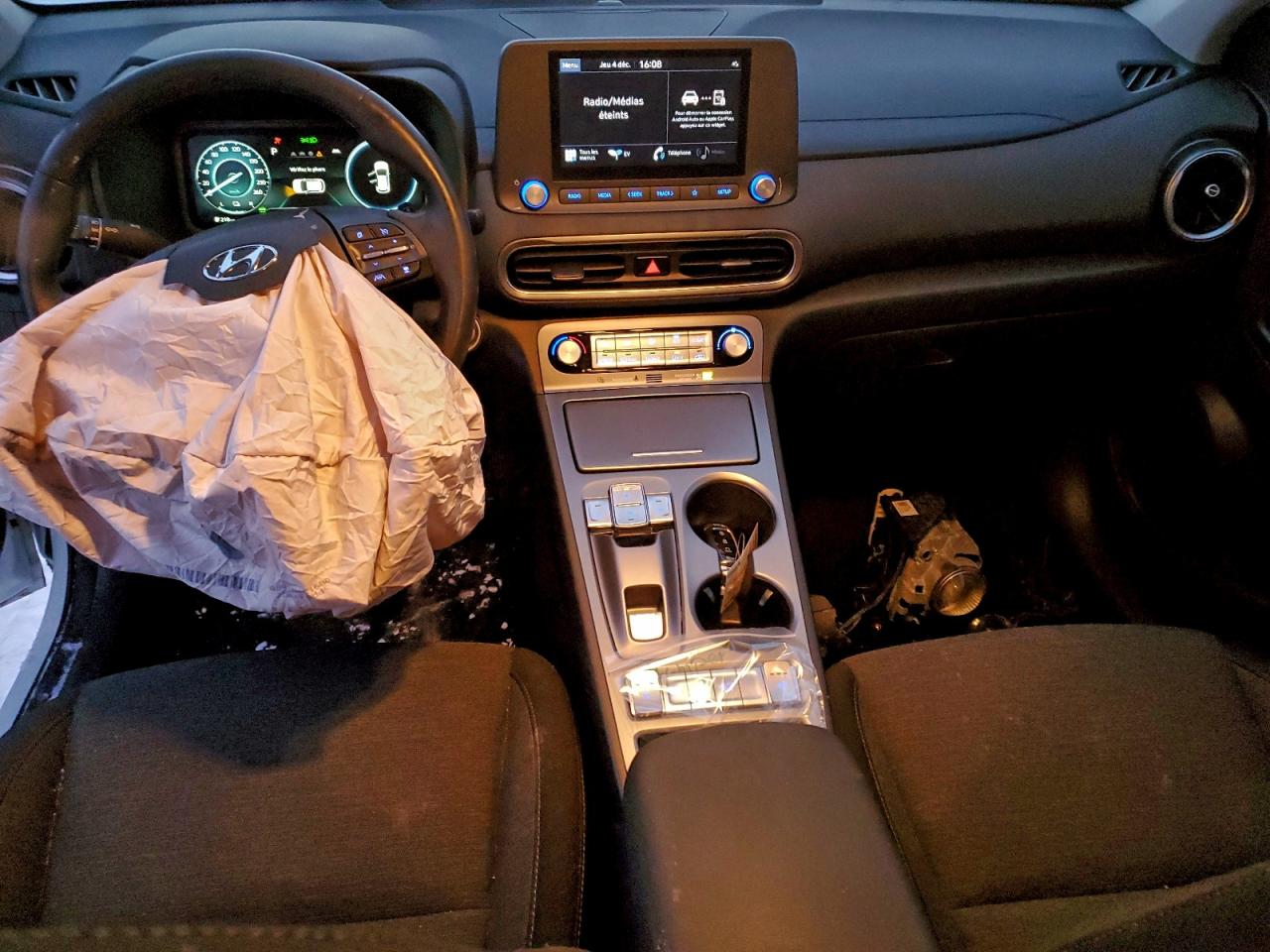 2022 HYUNDAI KONA SEL photo 8