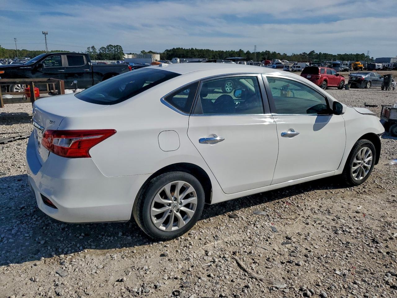 2019 NISSAN SENTRA SV photo 7