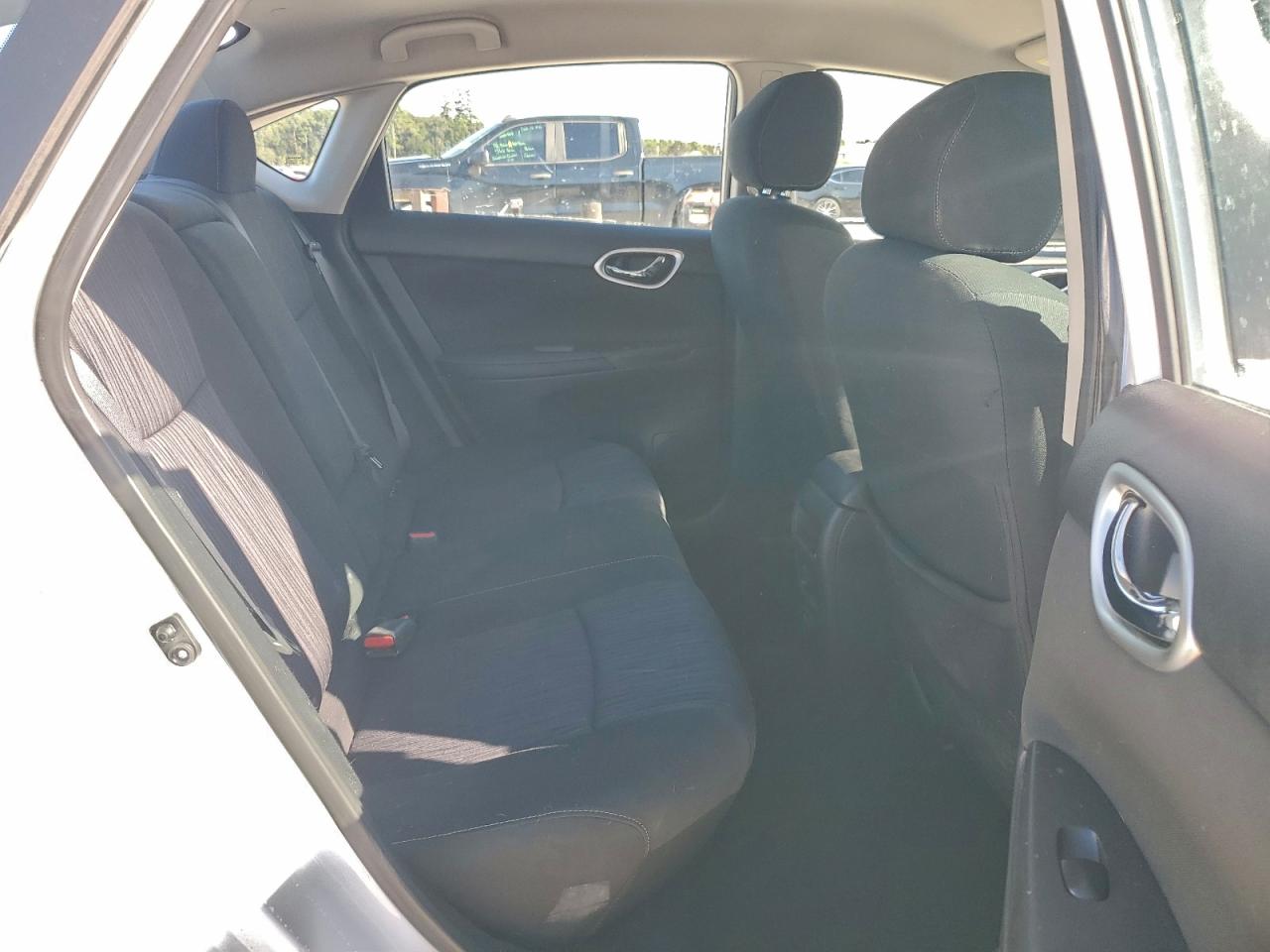 2019 NISSAN SENTRA SV photo 28