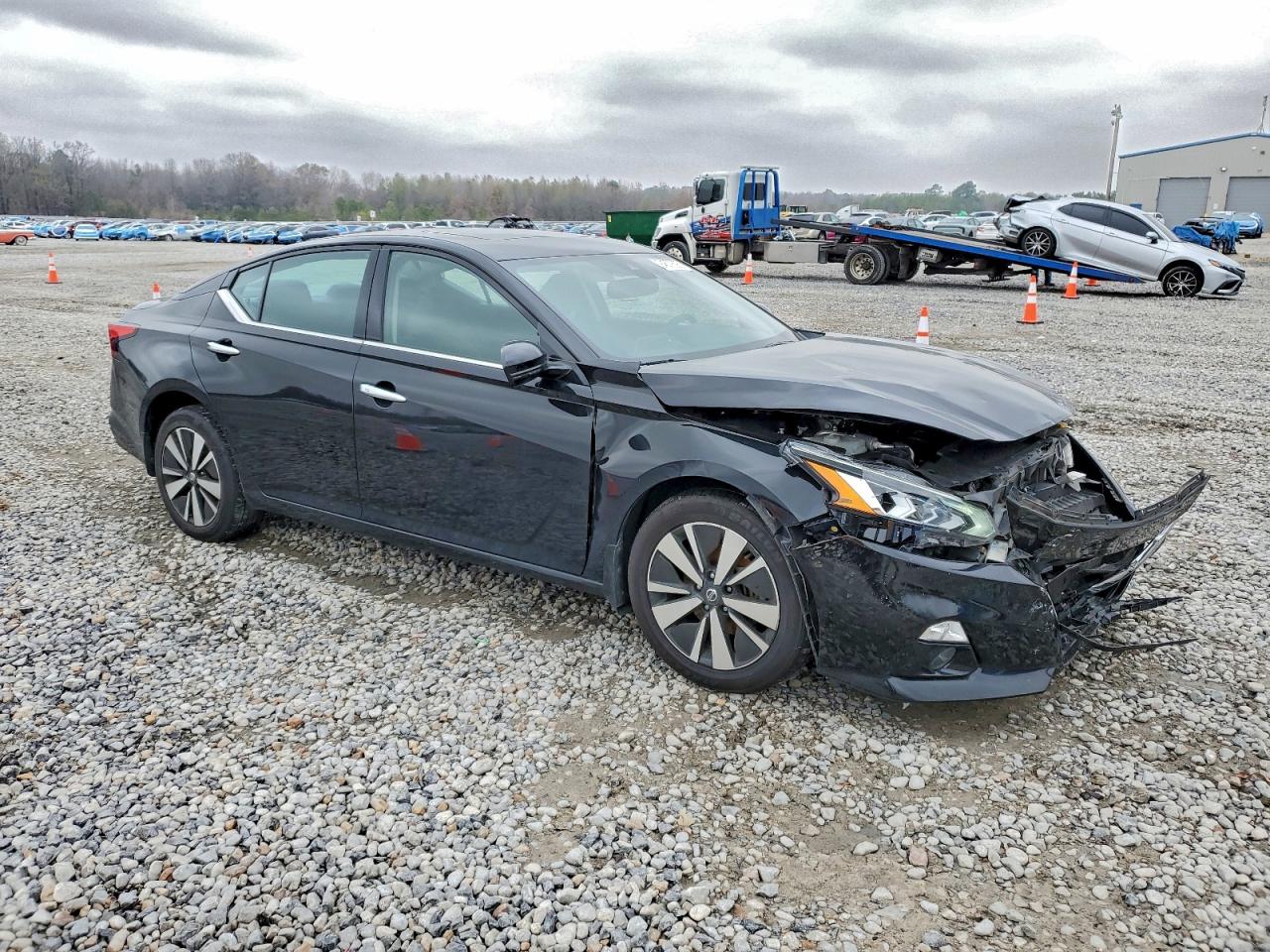 2019 NISSAN ALTIMA SV photo 4