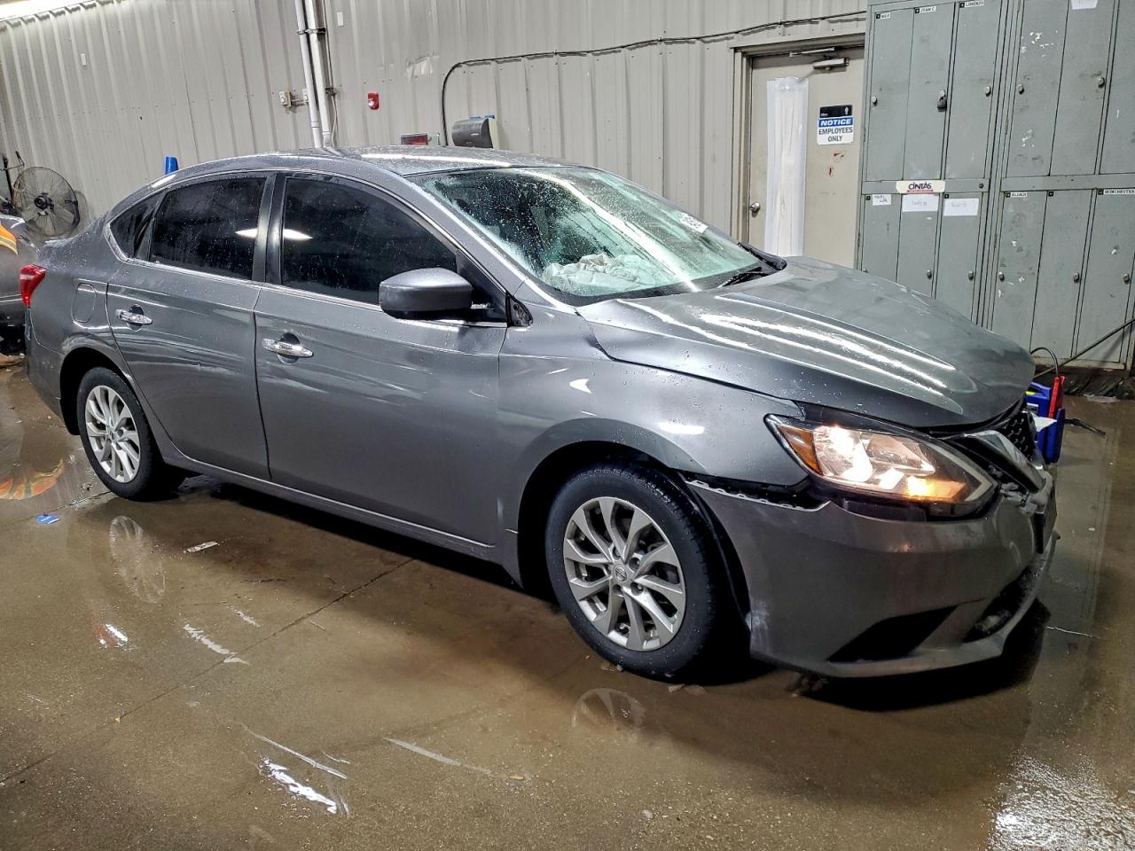 2017 NISSAN SENTRA S photo 4