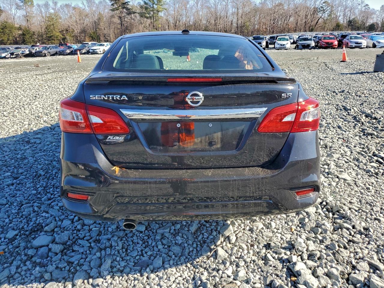 2019 NISSAN SENTRA S photo 6