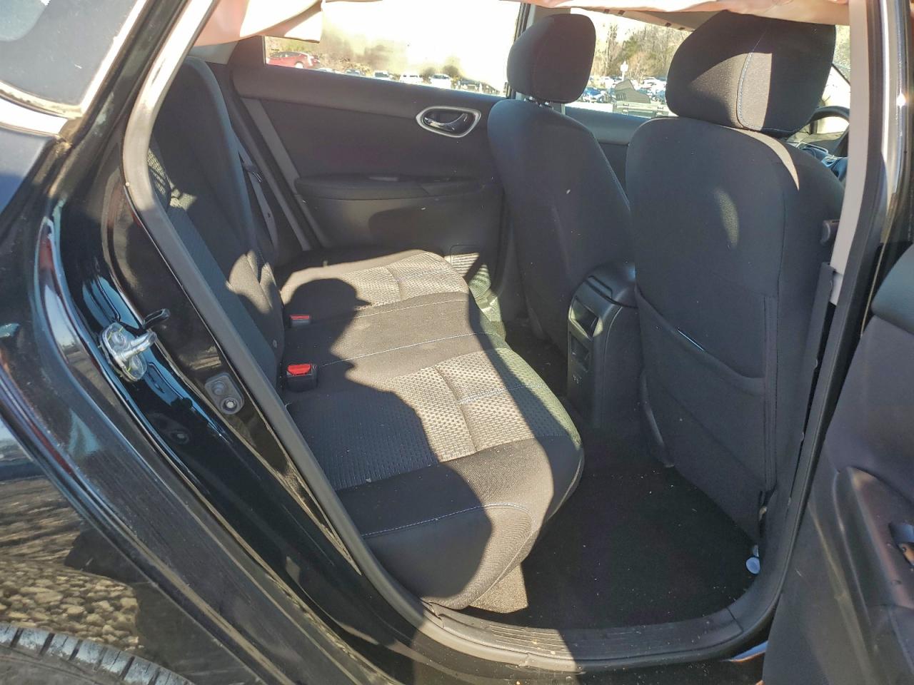 2019 NISSAN SENTRA S photo 10