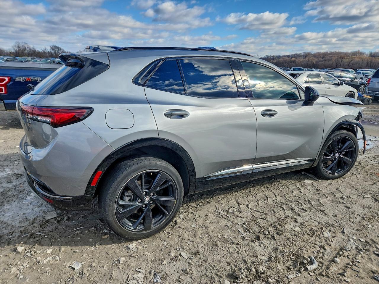 2023 BUICK ENVISION ESSENCE photo 5