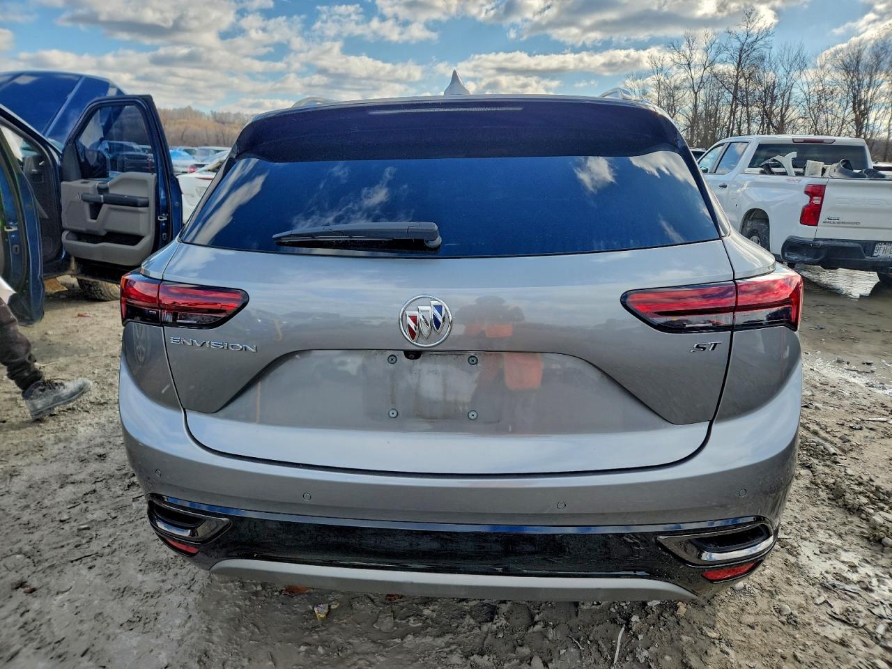 2023 BUICK ENVISION ESSENCE photo 11