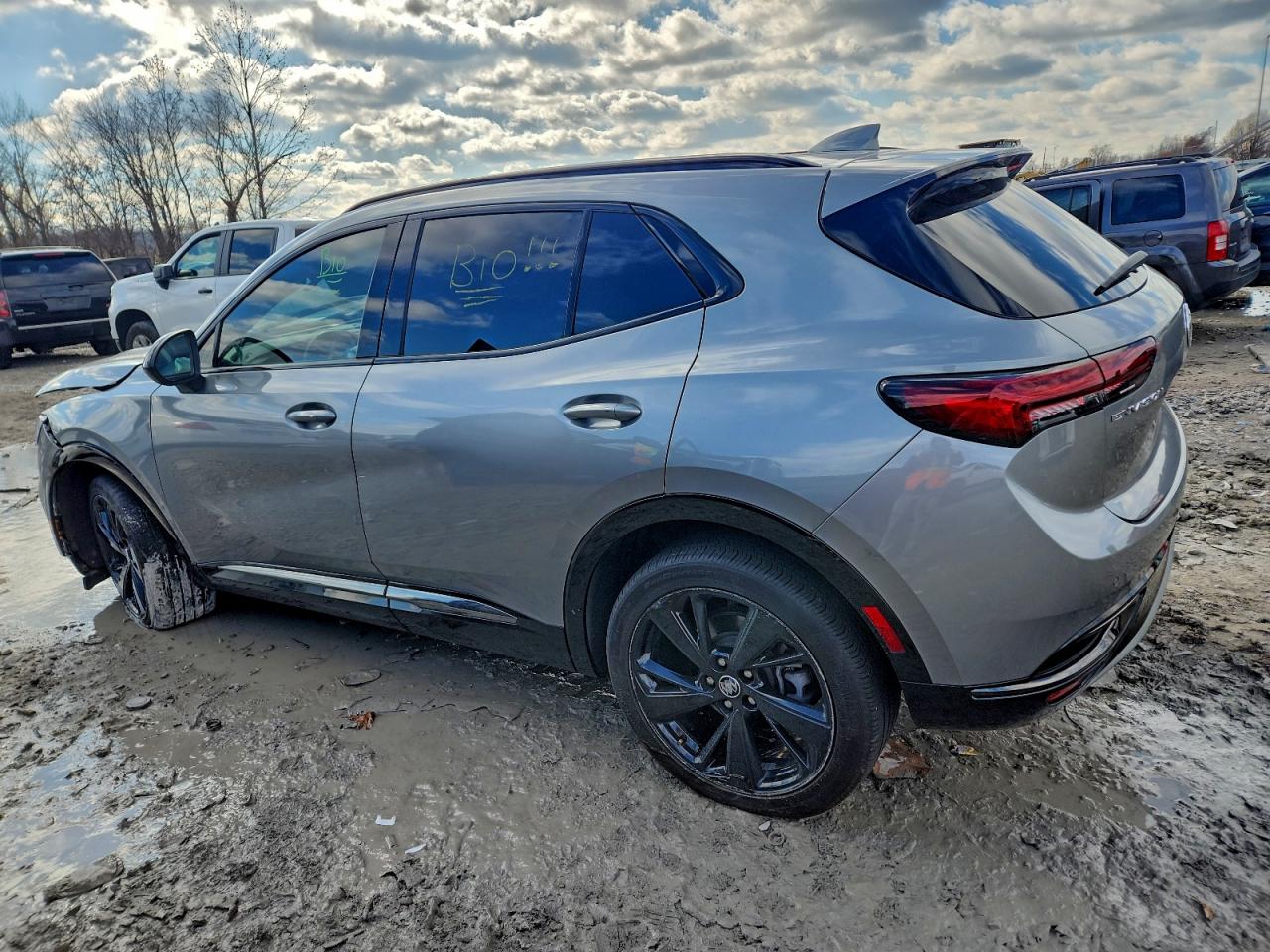 2023 BUICK ENVISION ESSENCE photo 3