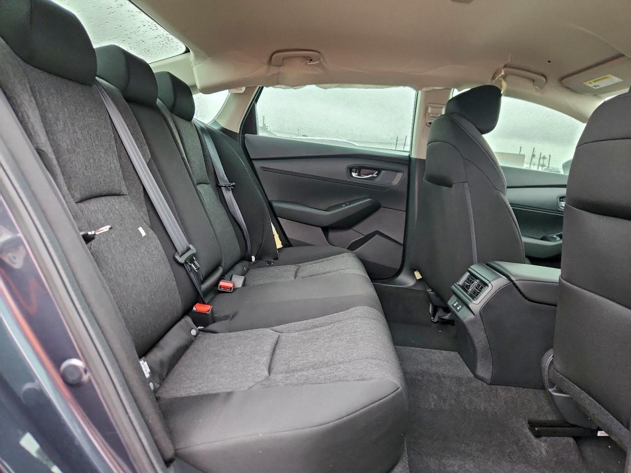 2025 HONDA ACCORD LX photo 28