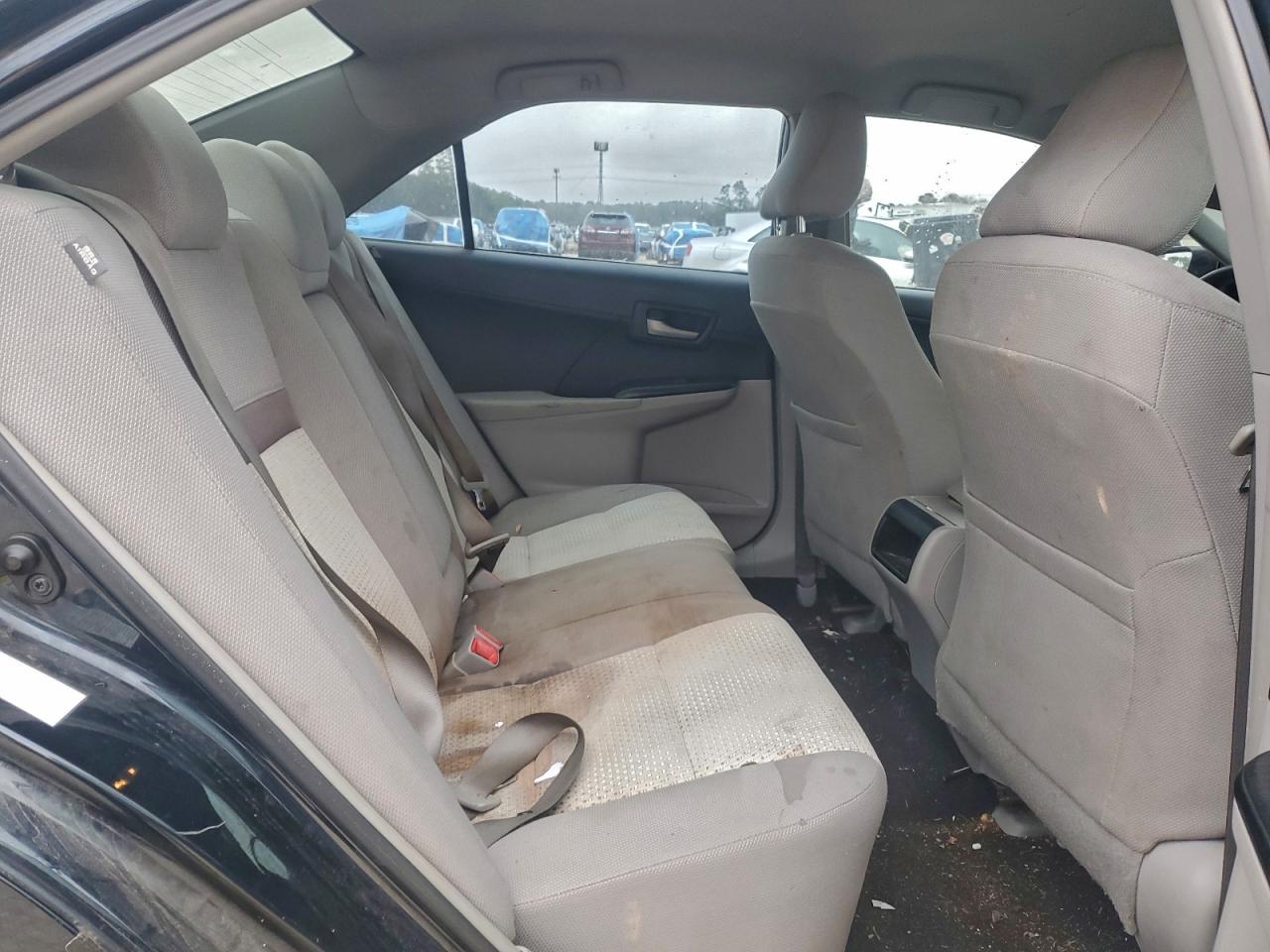 2014 TOYOTA CAMRY LE photo 19