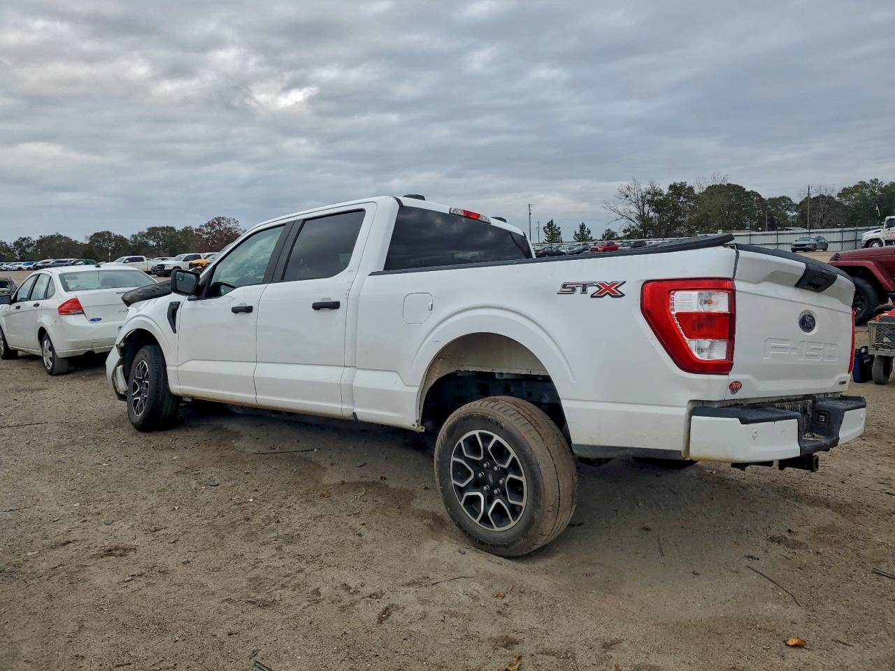 2023 FORD F150 SUPERCREW photo 2