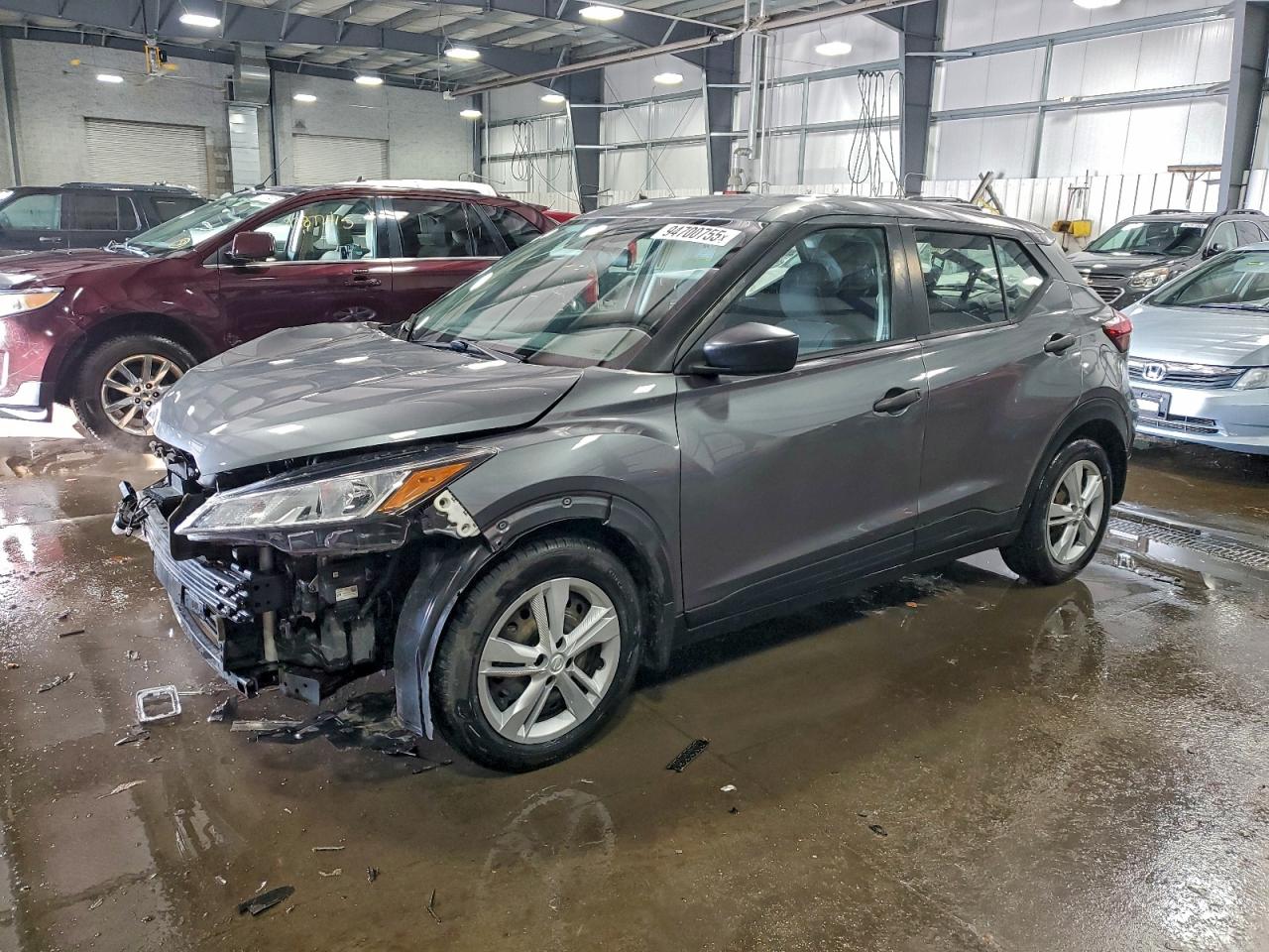 2022 NISSAN KICKS