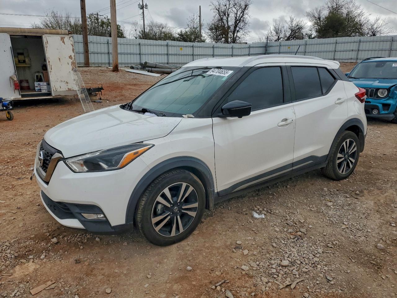2019 NISSAN KICKS