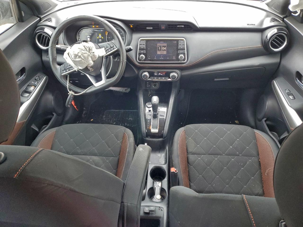 2019 NISSAN KICKS S photo 8