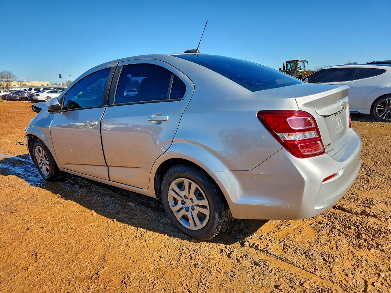 2017 CHEVROLET SONIC LS photo 4