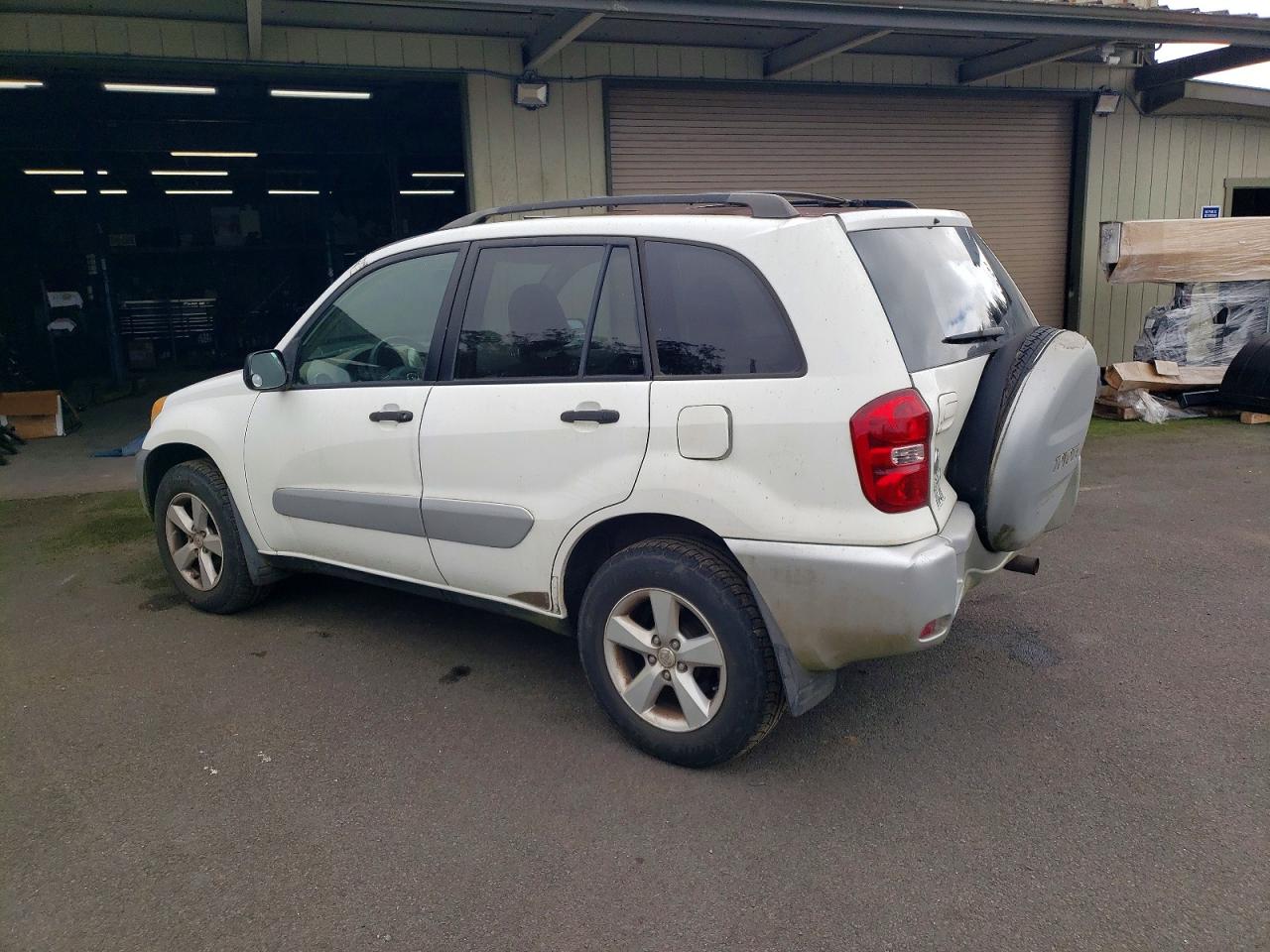 2005 TOYOTA RAV4 photo 2