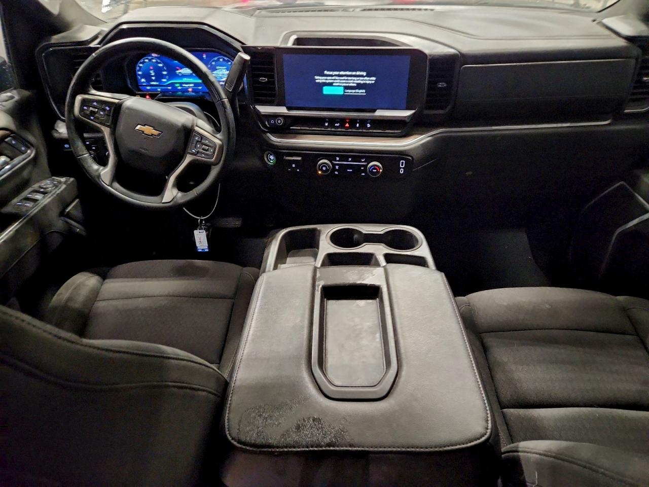 2024 CHEVROLET SILVERADO K2500 HEAVY DUTY LT photo 8