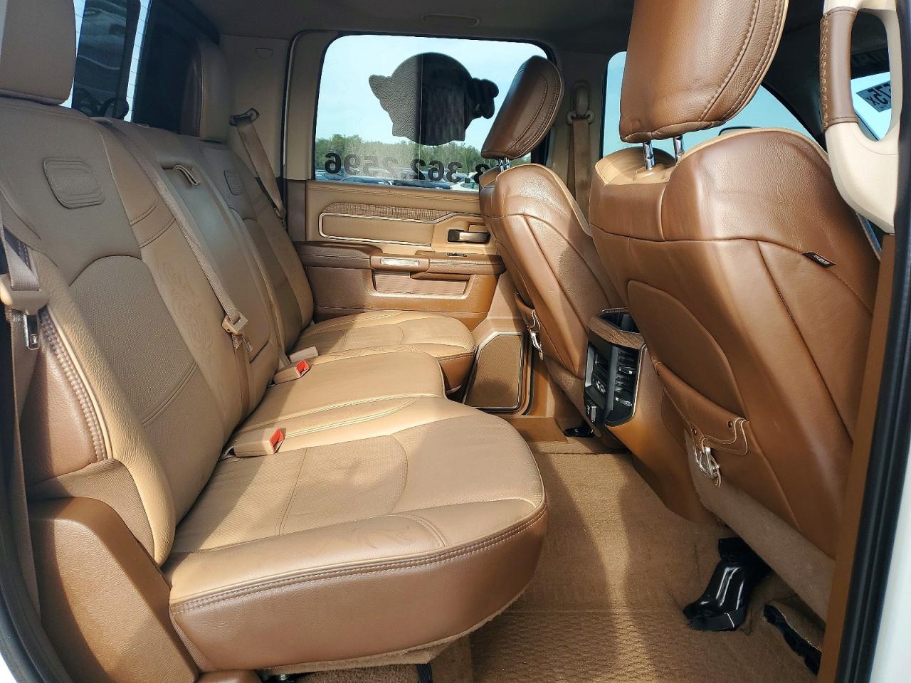 2019 RAM 3500 LONGHORN photo 11
