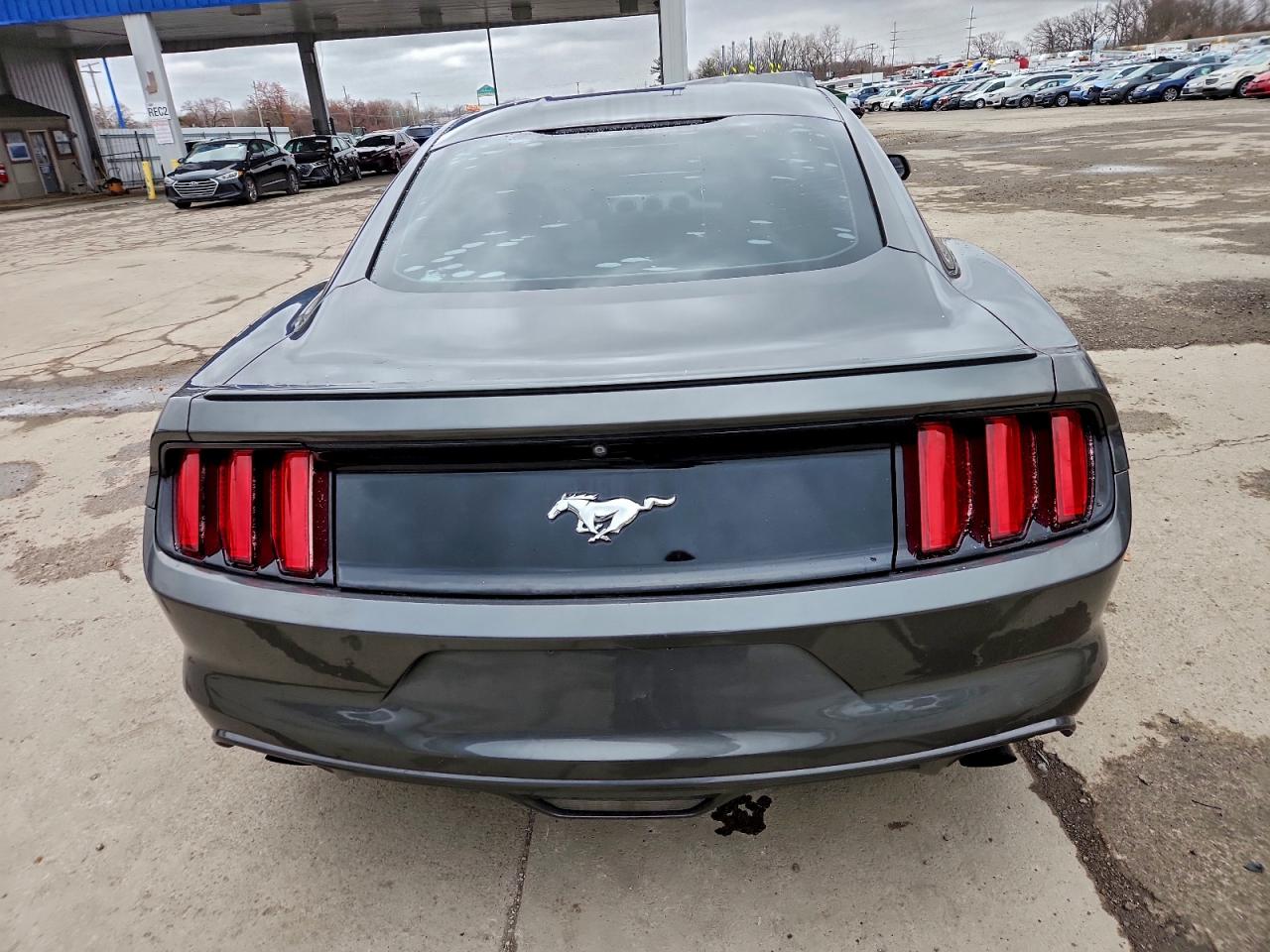2015 FORD MUSTANG photo 6
