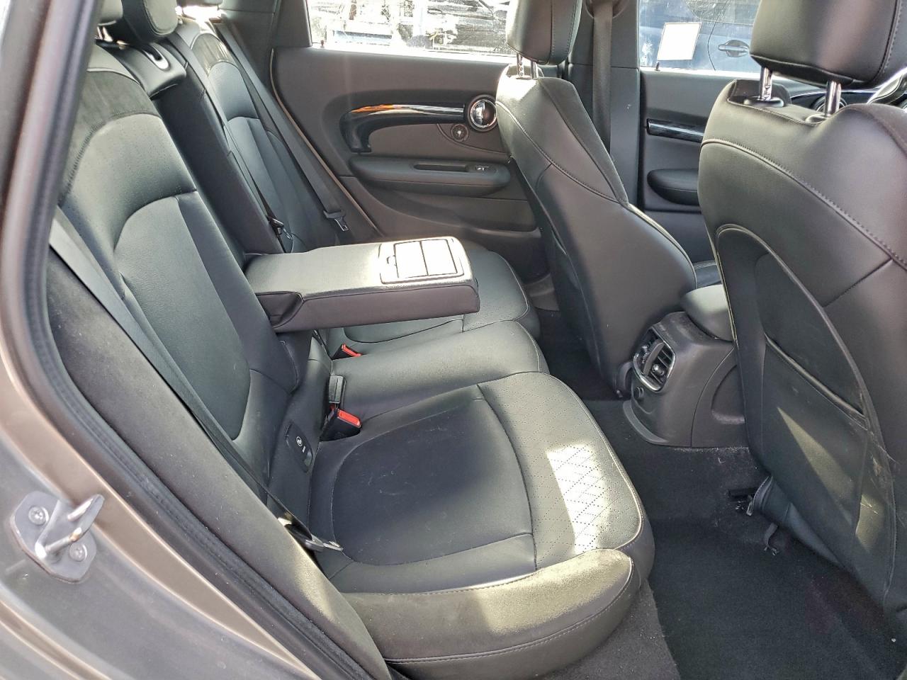 2019 MINI COOPER S CLUBMAN photo 19