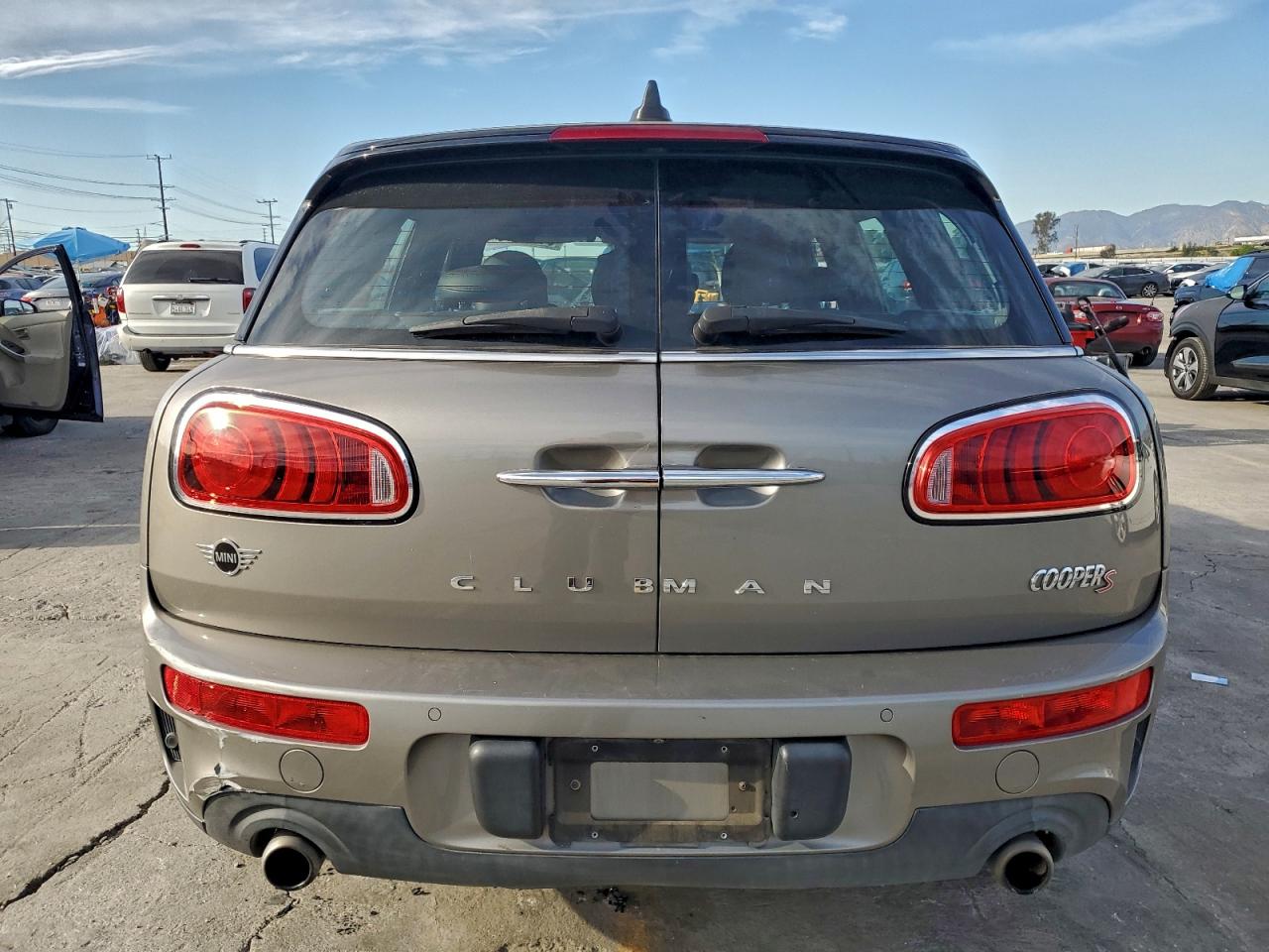 2019 MINI COOPER S CLUBMAN photo 11