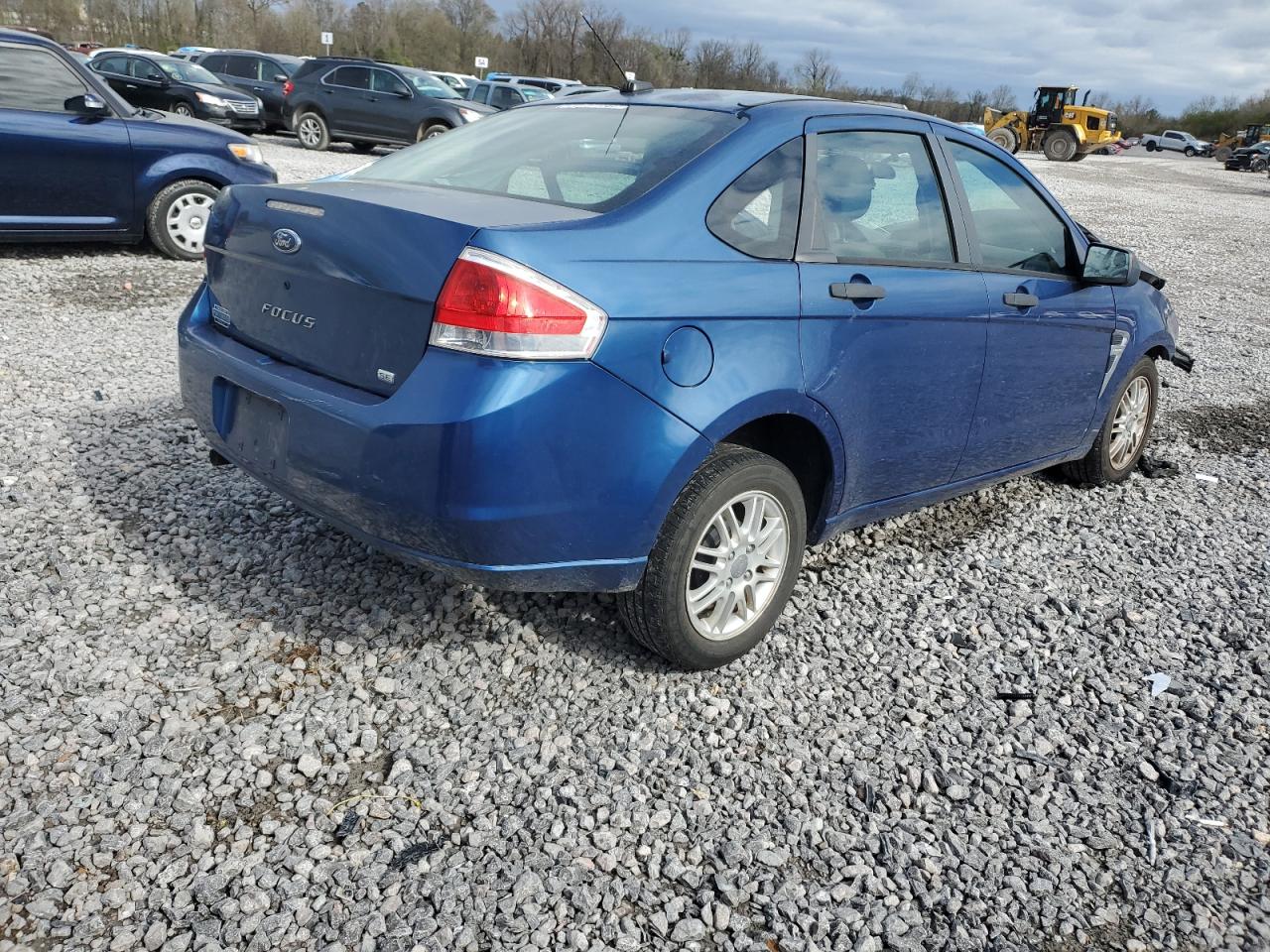 2008 FORD FOCUS SE photo 3