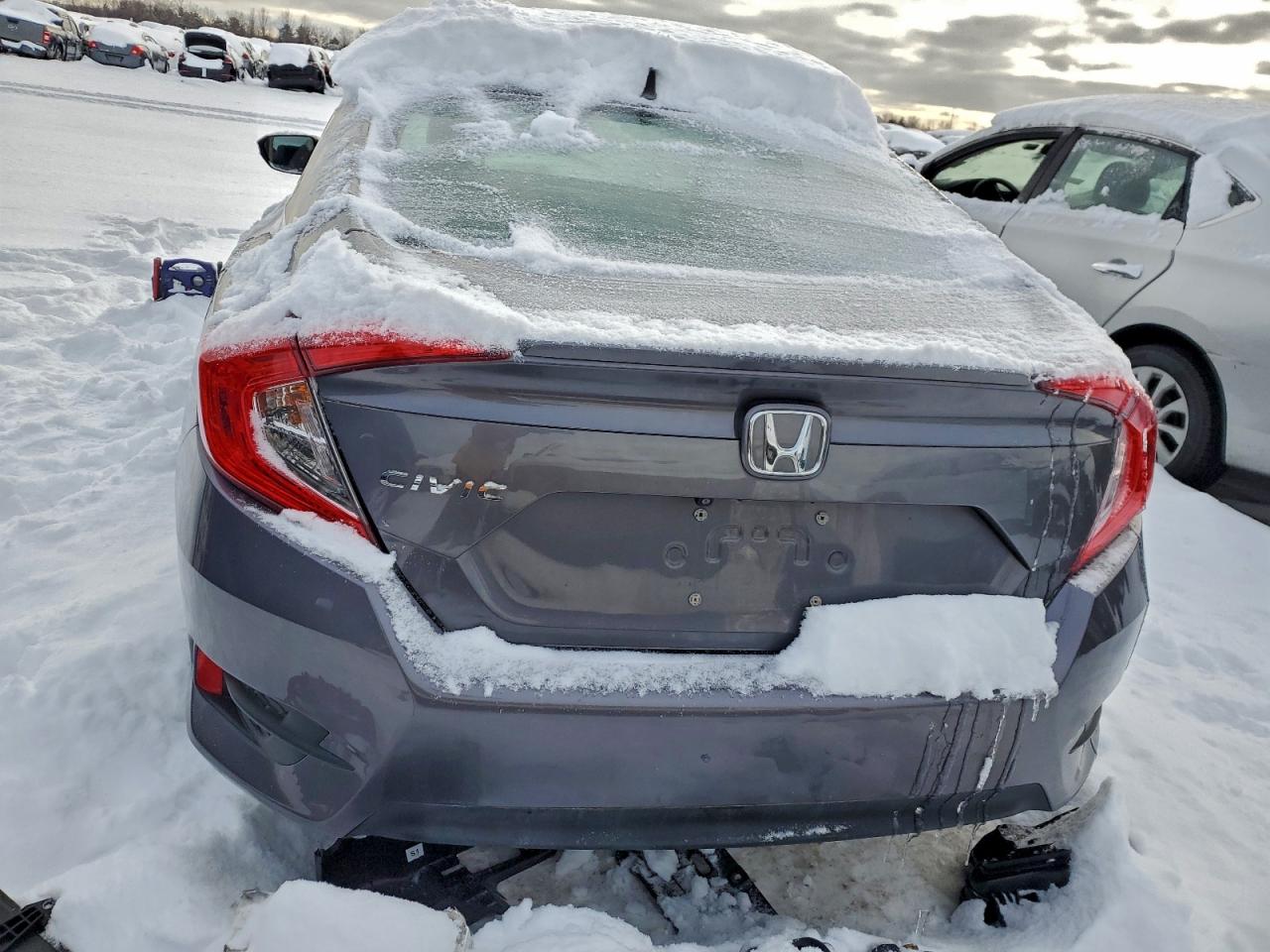 2016 HONDA CIVIC EX photo 6