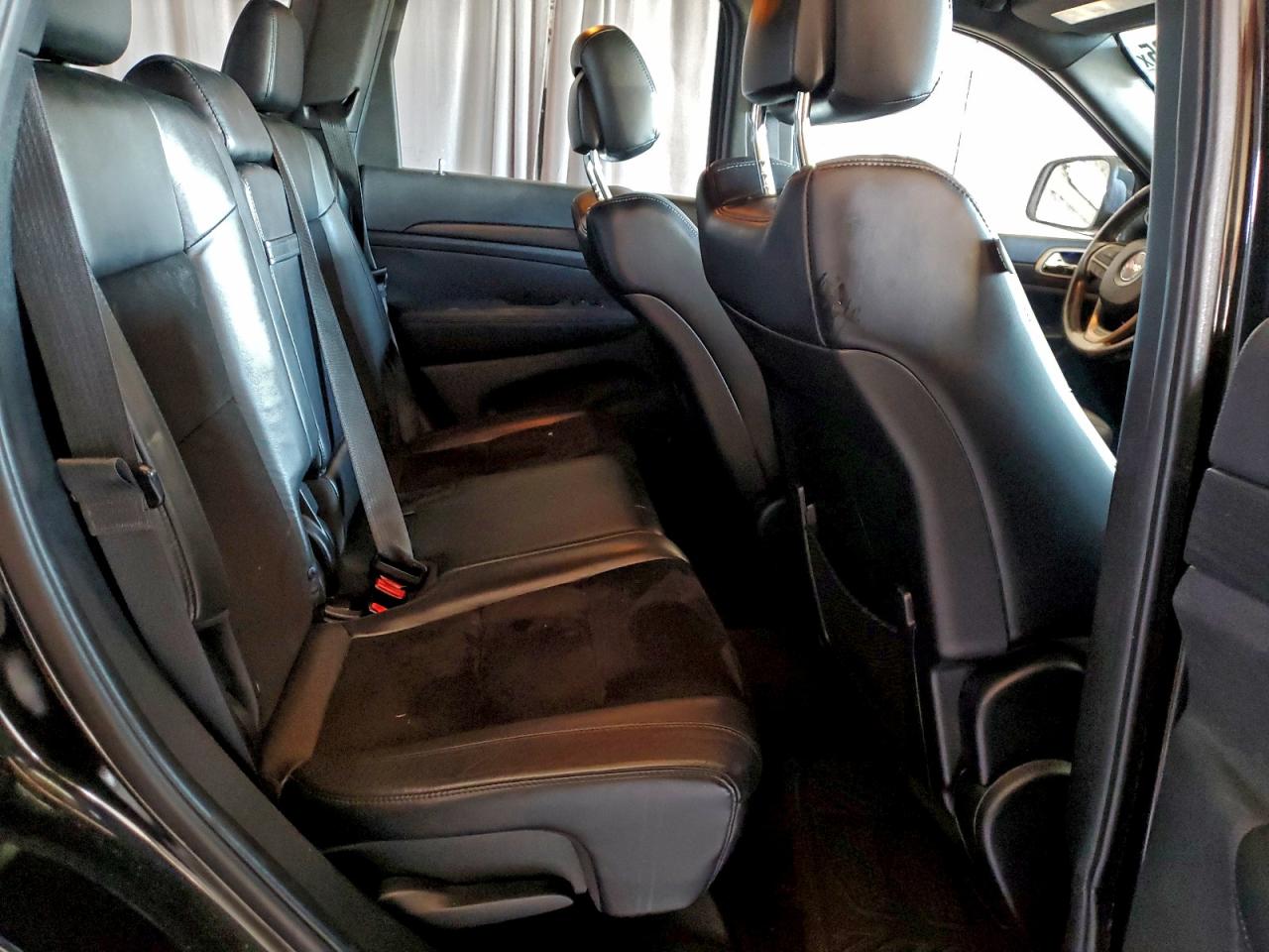 2015 JEEP GRAND CHEROKEE LAREDO photo 11