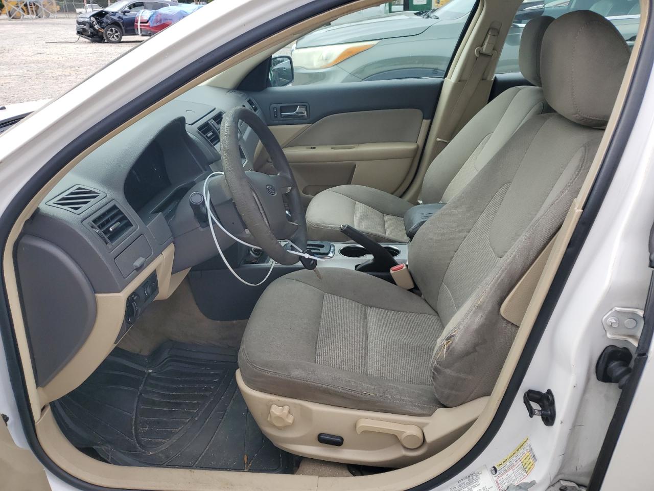2010 FORD FUSION SE photo 19