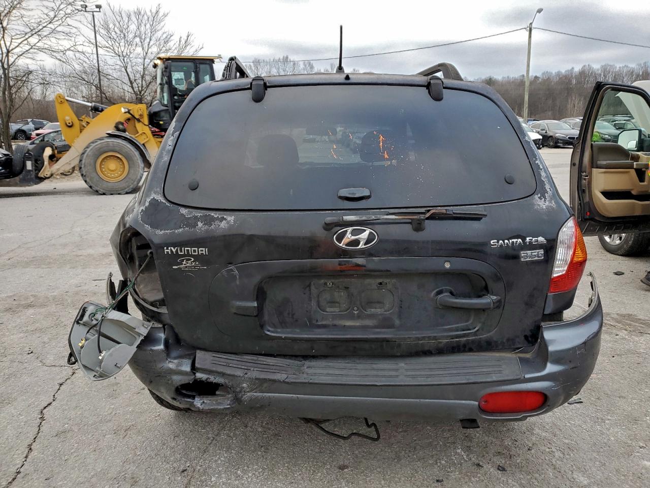 2004 HYUNDAI SANTA FE GLS photo 6