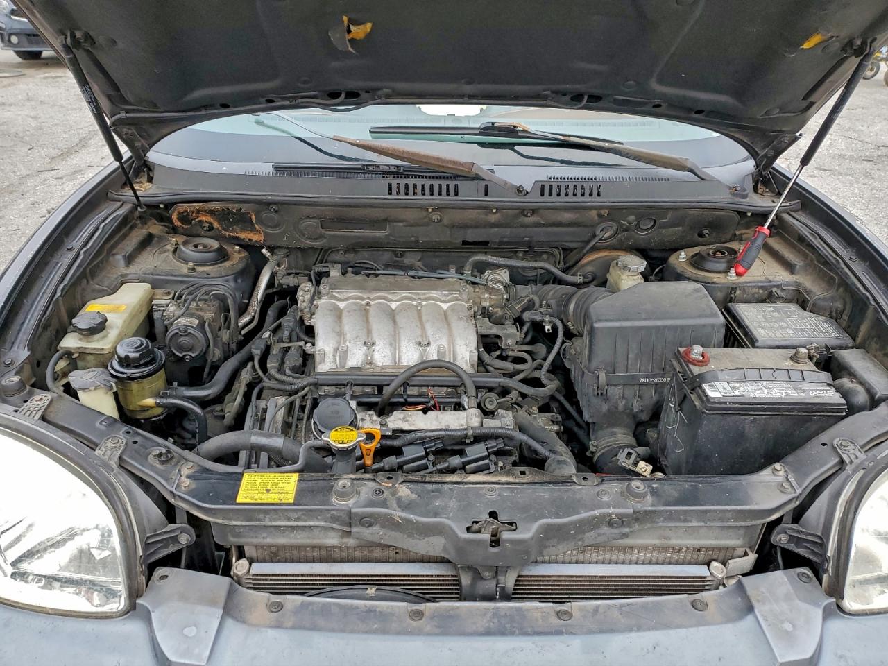 2004 HYUNDAI SANTA FE GLS photo 12