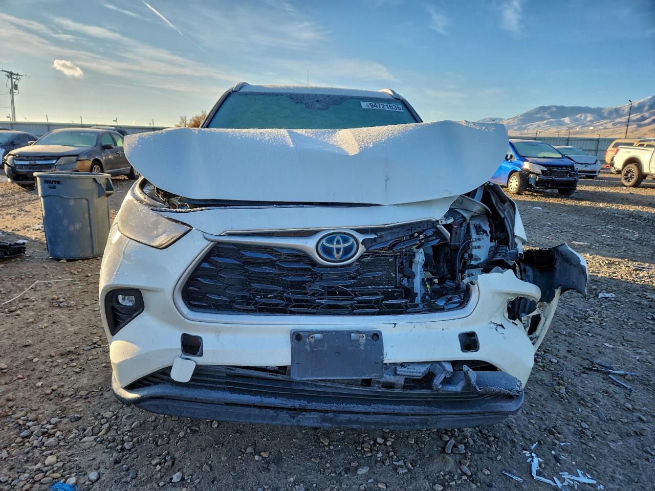 2020 TOYOTA HIGHLANDER HYBRID XLE photo 5