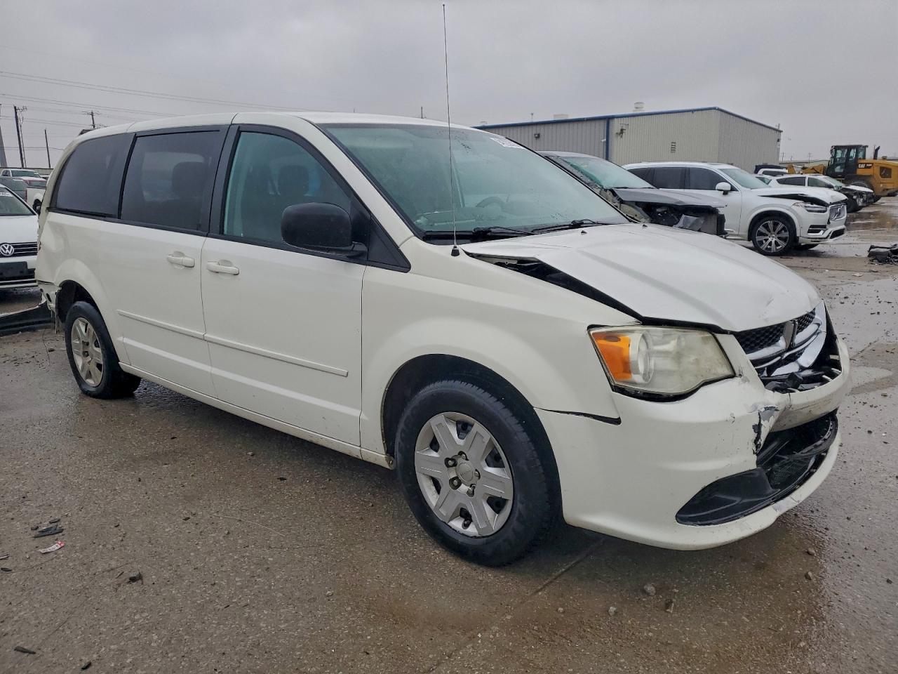 2011 DODGE GRAND CARAVAN EXPRESS photo 4