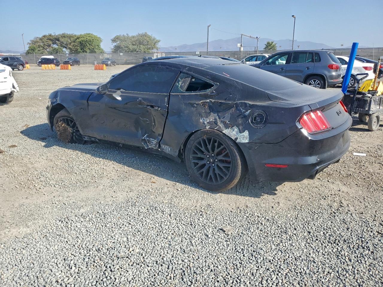 2016 FORD MUSTANG GT photo 3