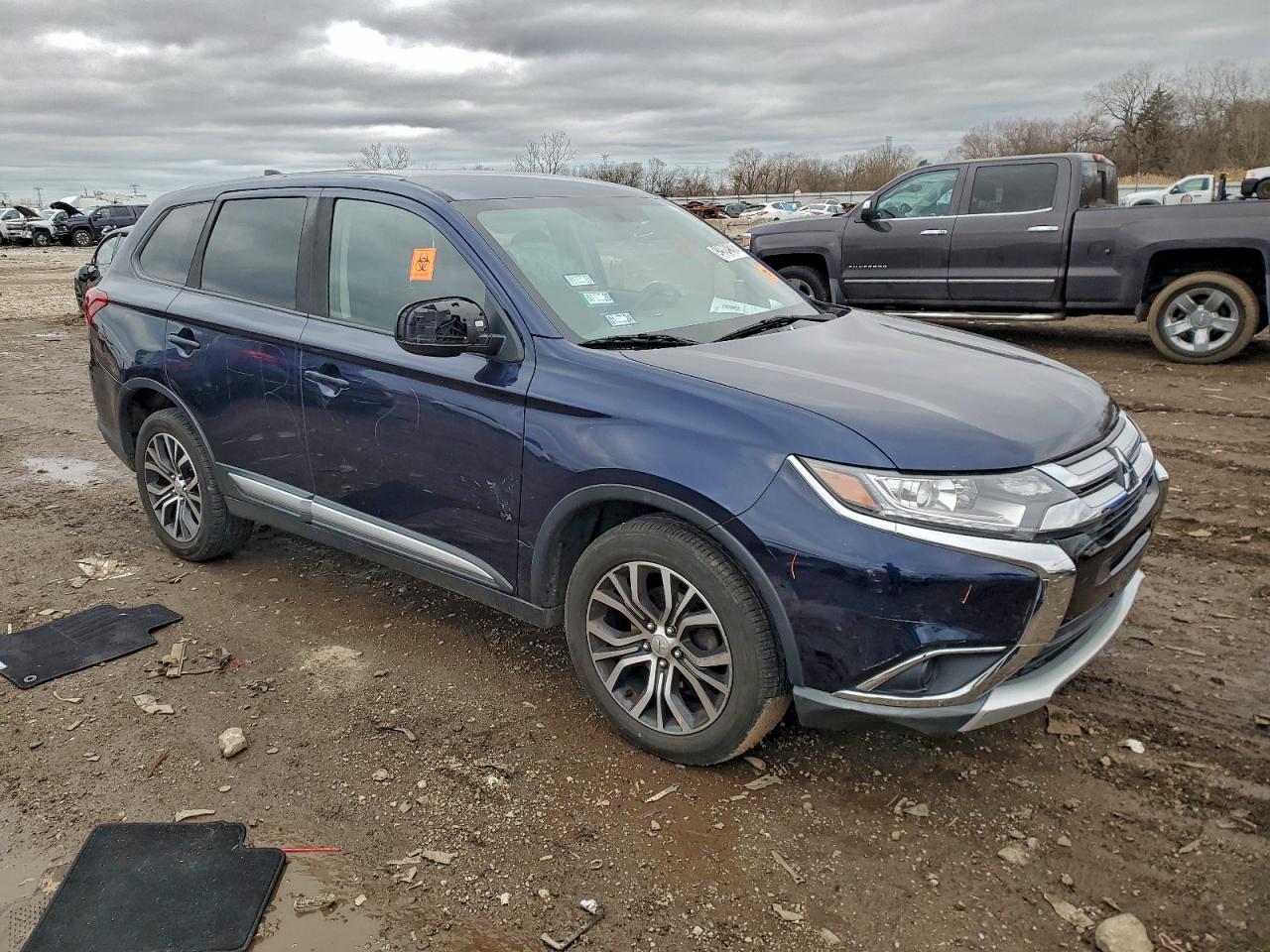 2018 MITSUBISHI OUTLANDER SE photo 7