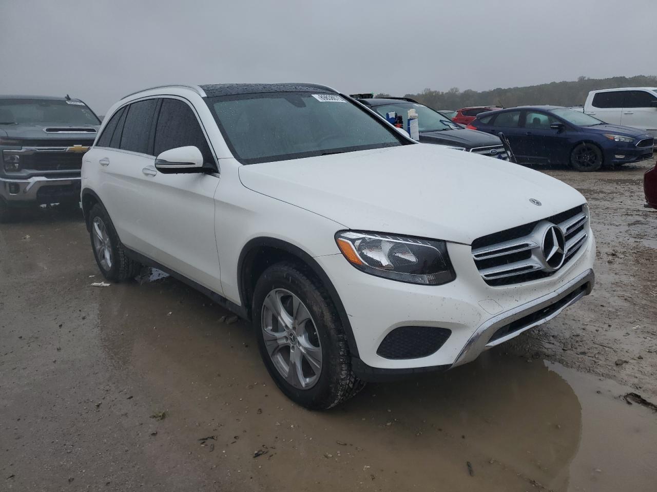 2017 MERCEDES-BENZ GLC 300 4MATIC photo 4