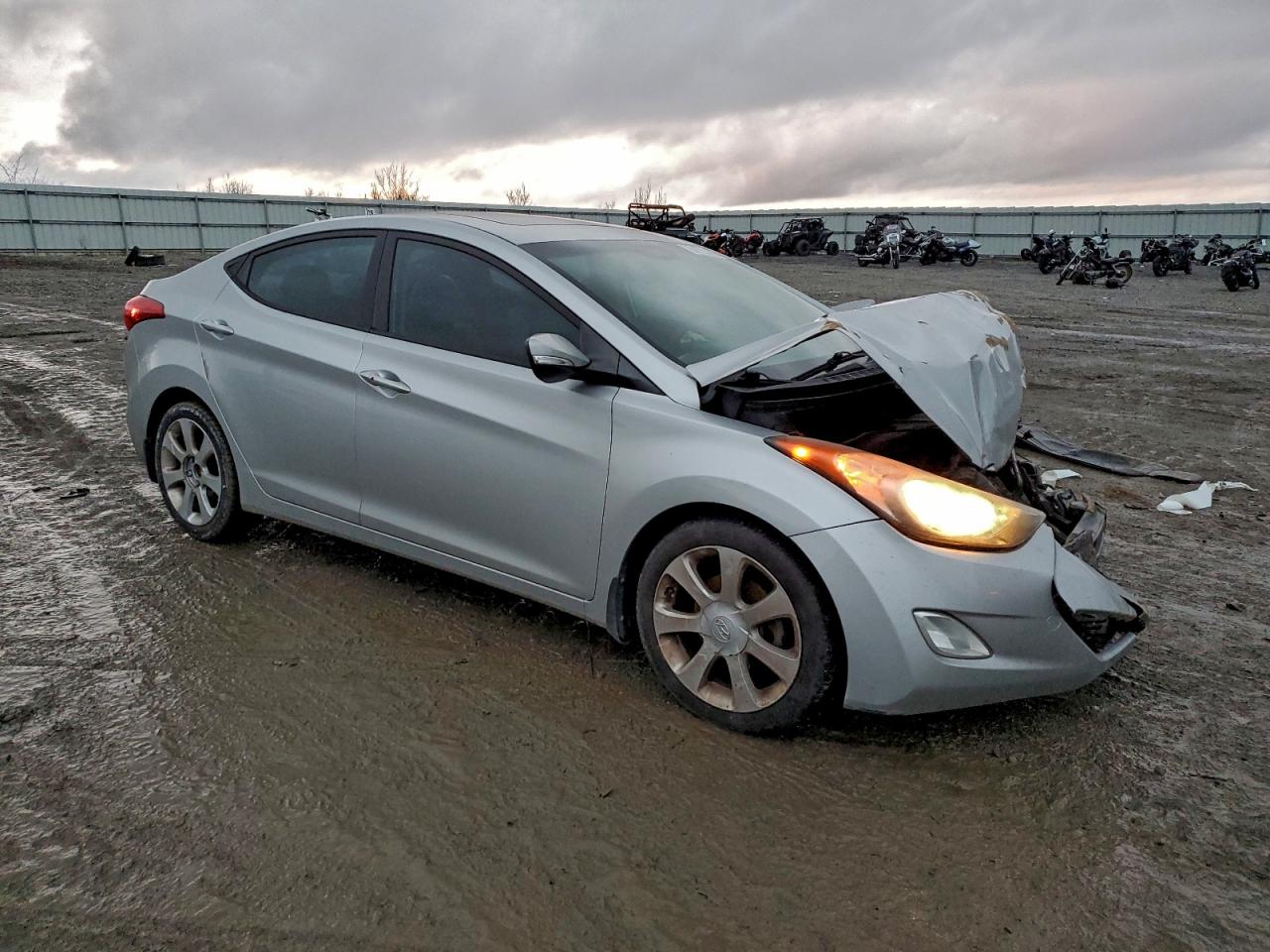 2013 HYUNDAI ELANTRA GLS photo 4
