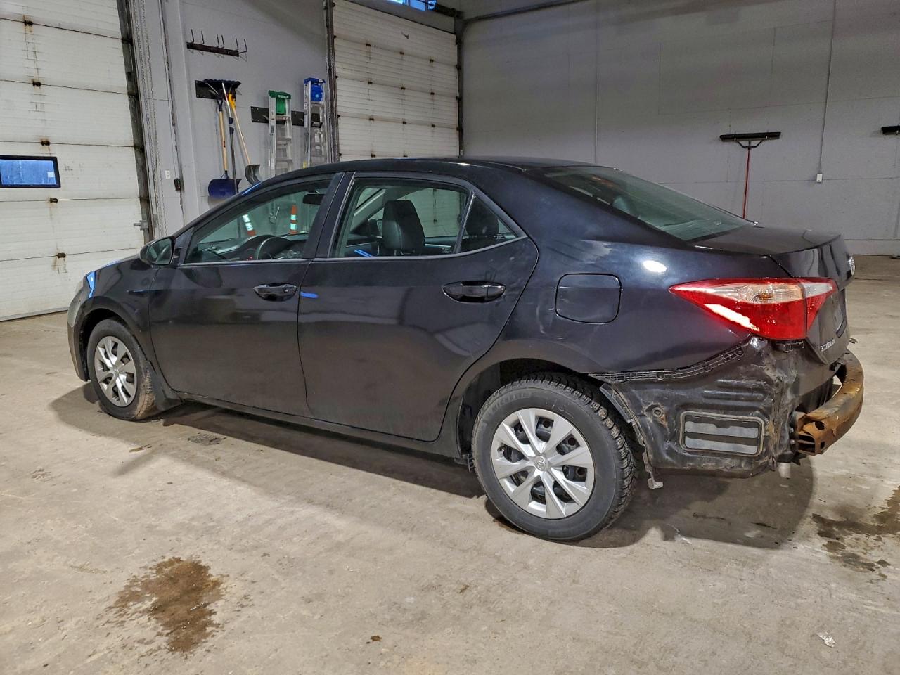 2014 TOYOTA COROLLA L photo 3