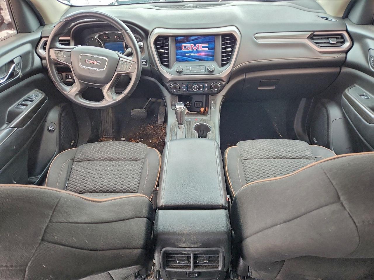 2017 GMC ACADIA ALL TERRAIN photo 8