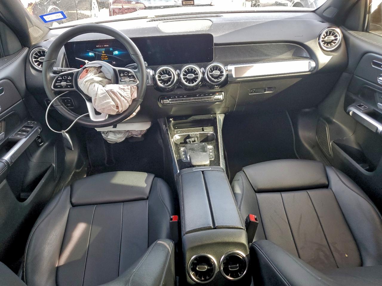 2021 MERCEDES-BENZ GLB 250 photo 8